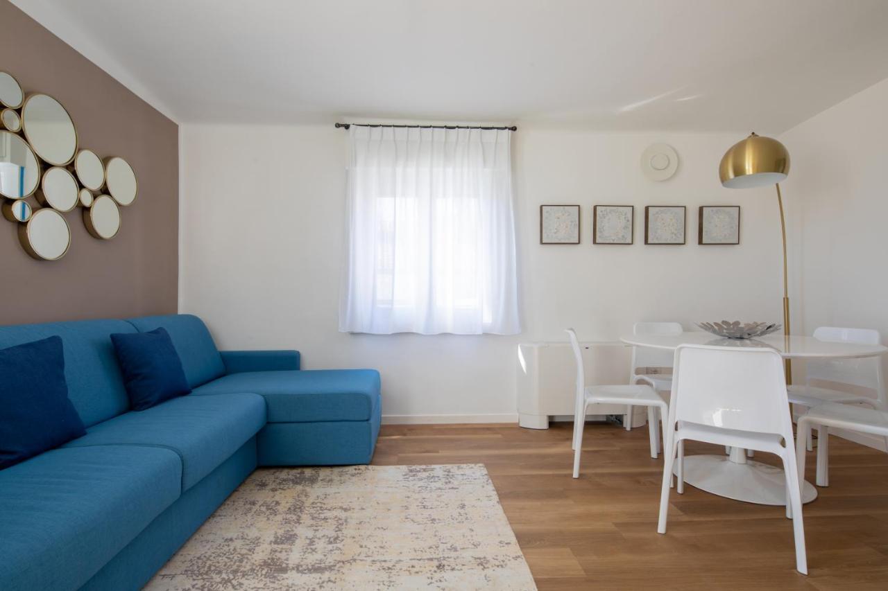 Vis A Vis Apartments Trieste Exterior photo